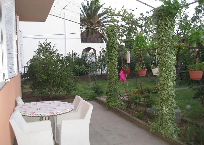 Appartement By The Sea - 14461 Zadar