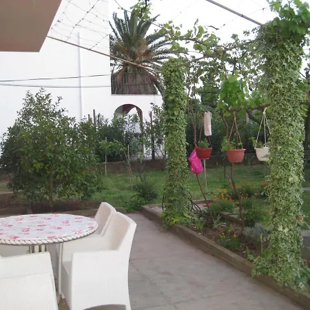 Apartamento By The Sea - 14461 Zadar